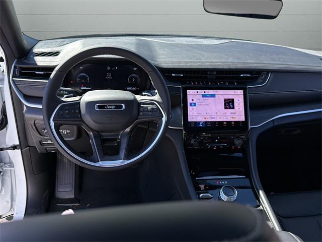 new 2025 Jeep Grand Cherokee car, priced at $49,790