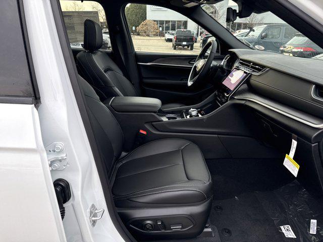 new 2025 Jeep Grand Cherokee car, priced at $48,478