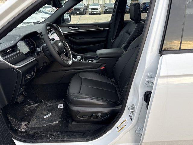 new 2025 Jeep Grand Cherokee car, priced at $48,478