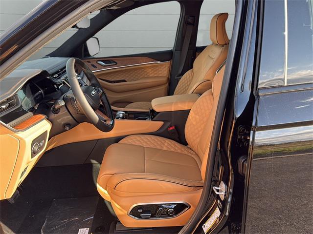 new 2025 Jeep Grand Cherokee car, priced at $64,405