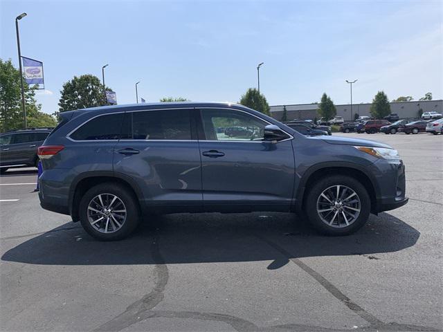 used 2019 Toyota Highlander car, priced at $27,371