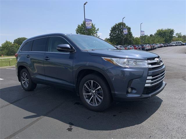 used 2019 Toyota Highlander car, priced at $27,371