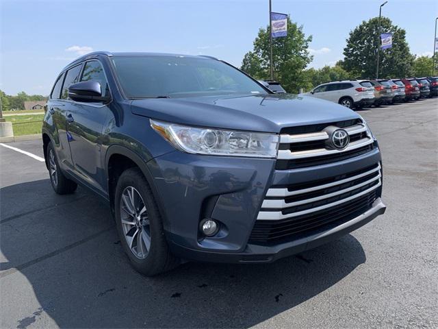 used 2019 Toyota Highlander car, priced at $27,371