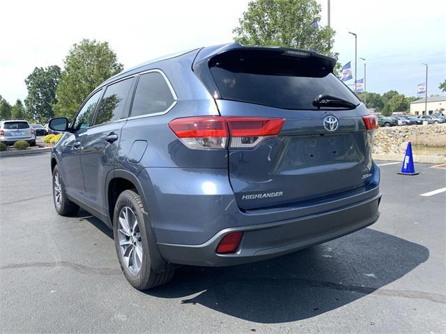 used 2019 Toyota Highlander car, priced at $27,371