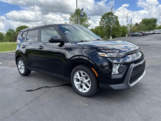 used 2022 Kia Soul car, priced at $15,995