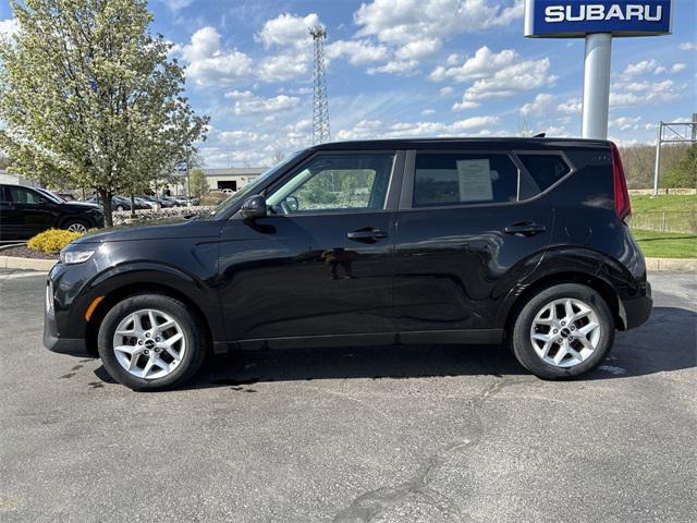 used 2022 Kia Soul car, priced at $15,995