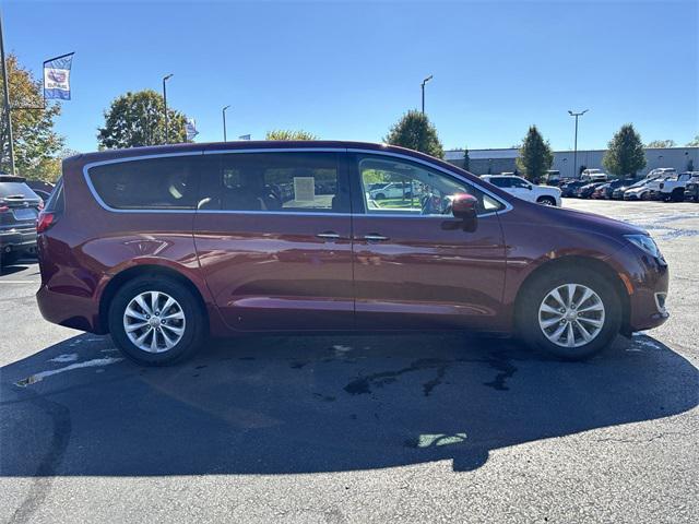 used 2020 Chrysler Pacifica car, priced at $20,577