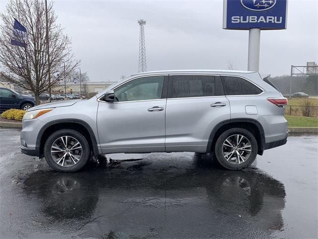 used 2016 Toyota Highlander car, priced at $11,874