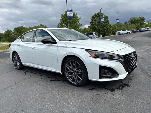 used 2023 Nissan Altima car, priced at $25,621