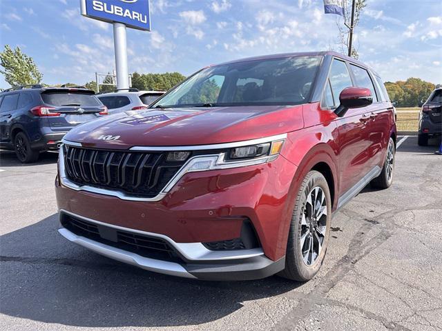 used 2024 Kia Carnival car, priced at $34,133