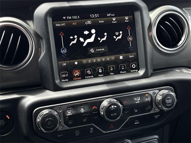 used 2022 Jeep Wrangler Unlimited car, priced at $31,590