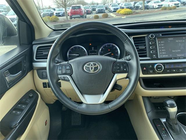 used 2016 Toyota Highlander car, priced at $19,682