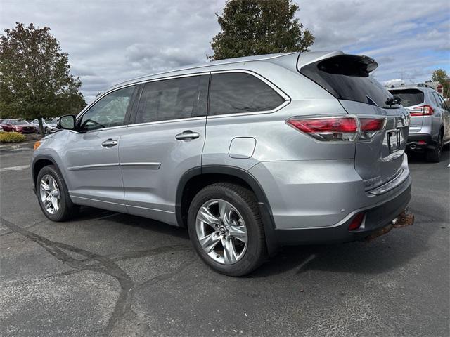 used 2016 Toyota Highlander car, priced at $17,281