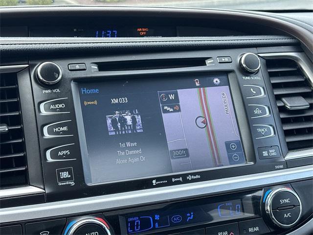 used 2016 Toyota Highlander car, priced at $17,281