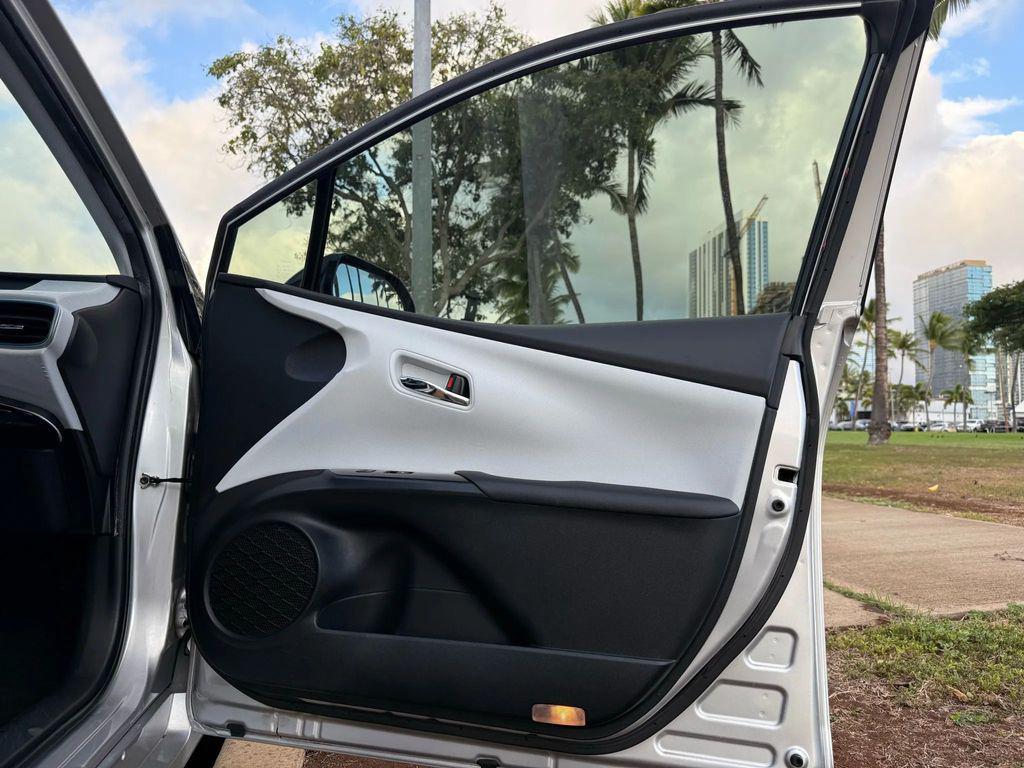 used 2016 Toyota Prius car, priced at $15,595