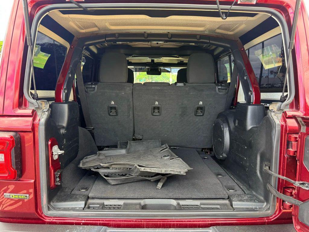 used 2021 Jeep Wrangler Unlimited car, priced at $30,995