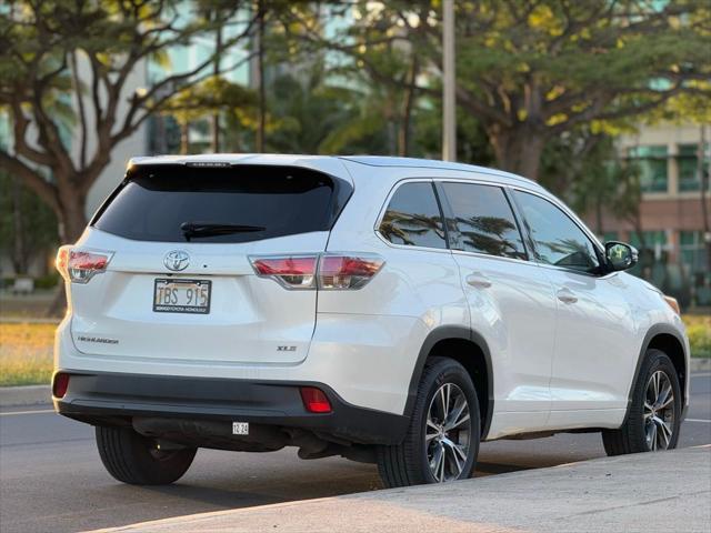 used 2016 Toyota Highlander car, priced at $17,995