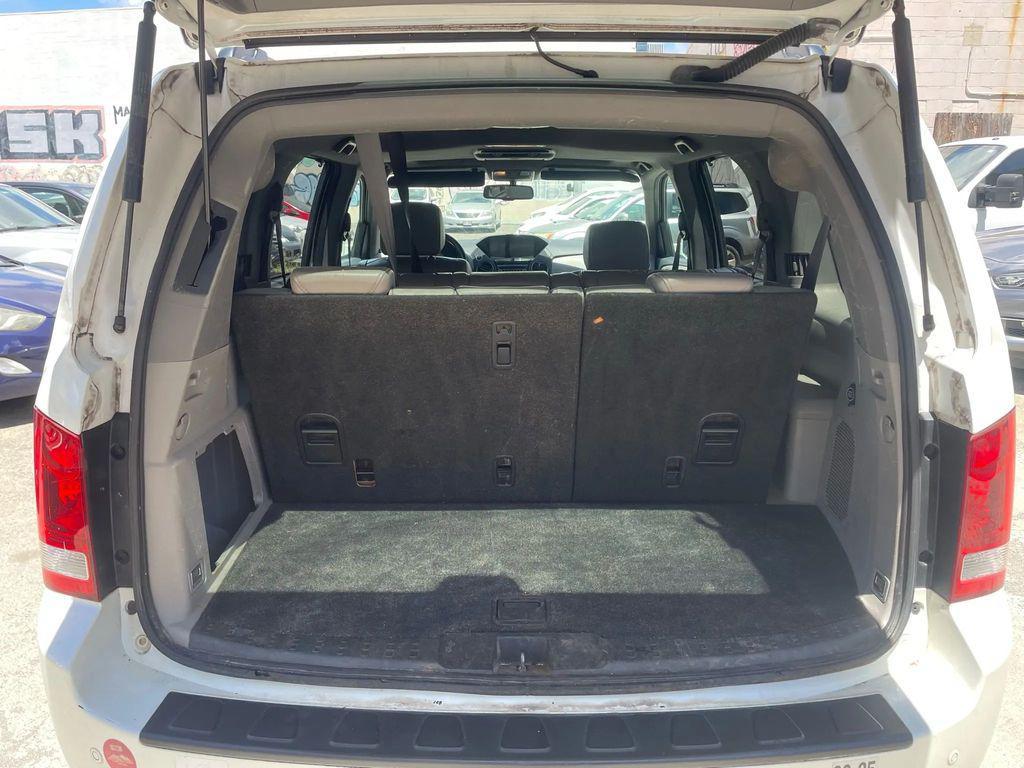 used 2013 Honda Pilot car, priced at $10,995