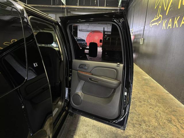 used 2008 Chevrolet Suburban car, priced at $20,995