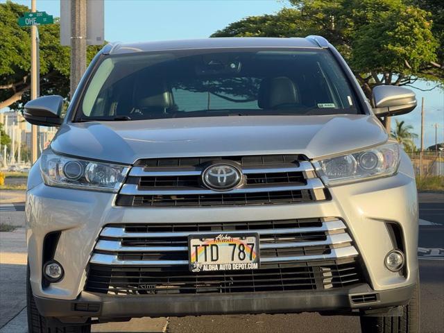 used 2019 Toyota Highlander car, priced at $27,995