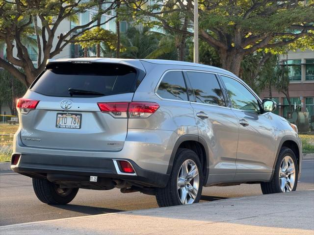 used 2019 Toyota Highlander car, priced at $27,995