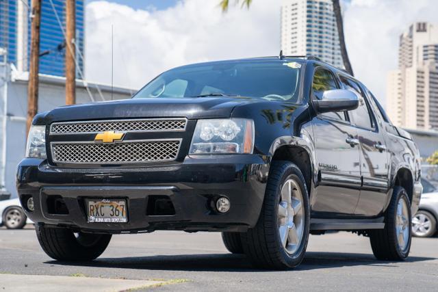 used 2013 Chevrolet Avalanche car, priced at $17,995
