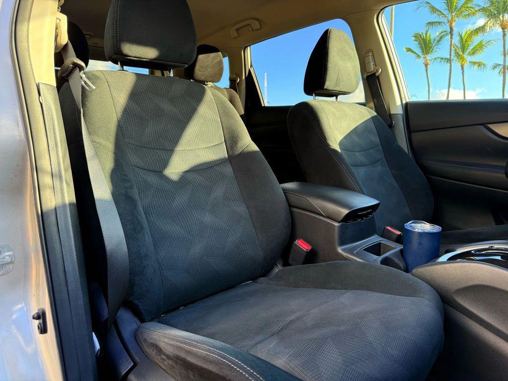 used 2016 Nissan Rogue car, priced at $11,995