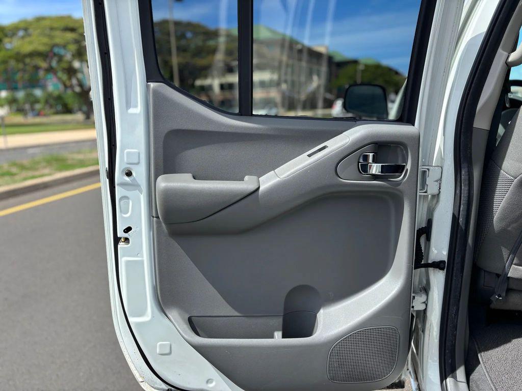 used 2021 Nissan Frontier car, priced at $22,995