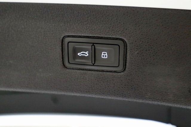 used 2021 Audi Q7 car, priced at $37,950