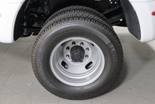 new 2025 Ford F-350 car, priced at $75,065