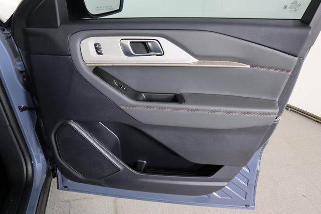 new 2025 Ford Explorer car, priced at $45,085