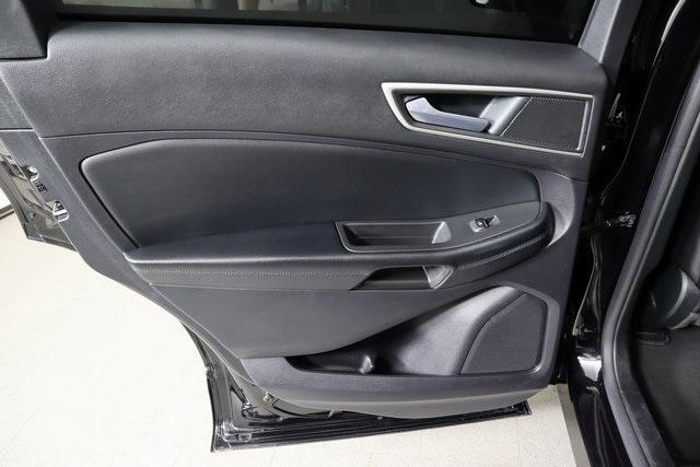 used 2022 Ford Edge car