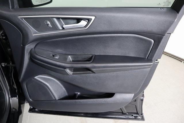 used 2022 Ford Edge car