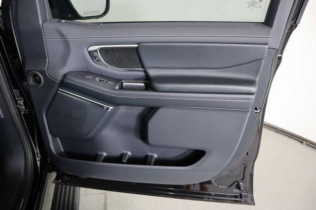 new 2025 Ford Expedition car, priced at $84,235
