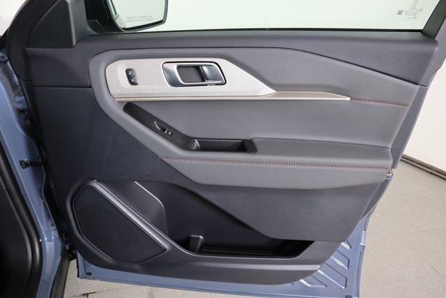 new 2025 Ford Explorer car, priced at $50,010