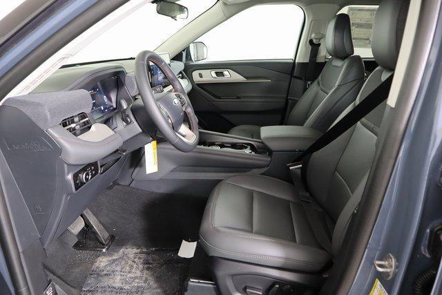 new 2025 Ford Explorer car, priced at $50,010