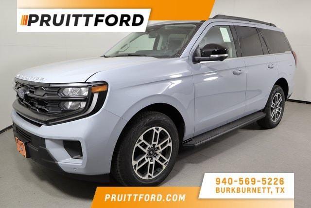 new 2025 Ford Expedition car, priced at $73,340