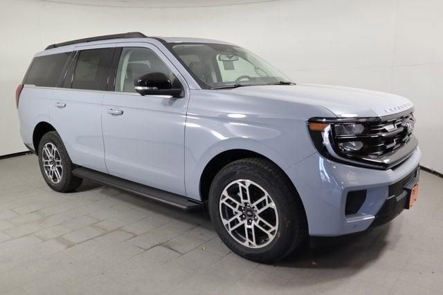 new 2025 Ford Expedition car, priced at $73,340