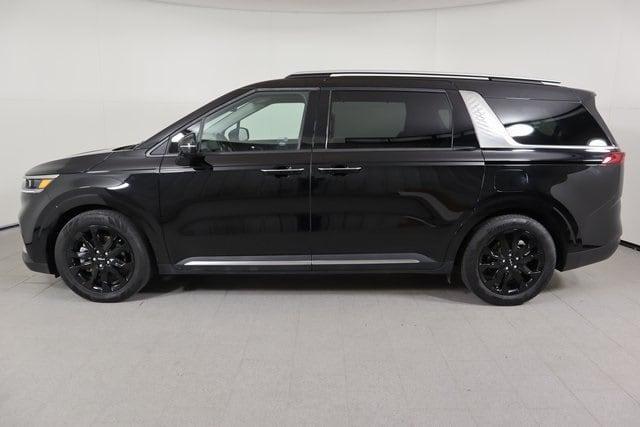 used 2023 Kia Carnival car, priced at $35,950