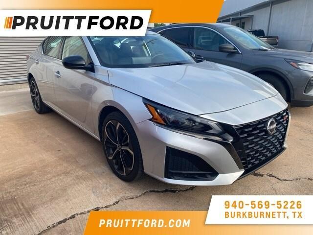 used 2024 Nissan Altima car