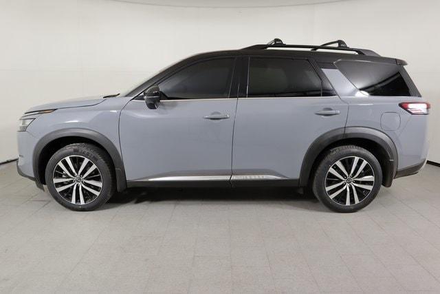 used 2023 Nissan Pathfinder car