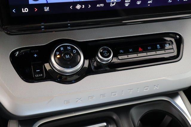 new 2025 Ford Expedition Max car, priced at $71,905
