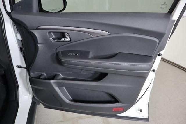 used 2023 Honda Ridgeline car, priced at $33,950