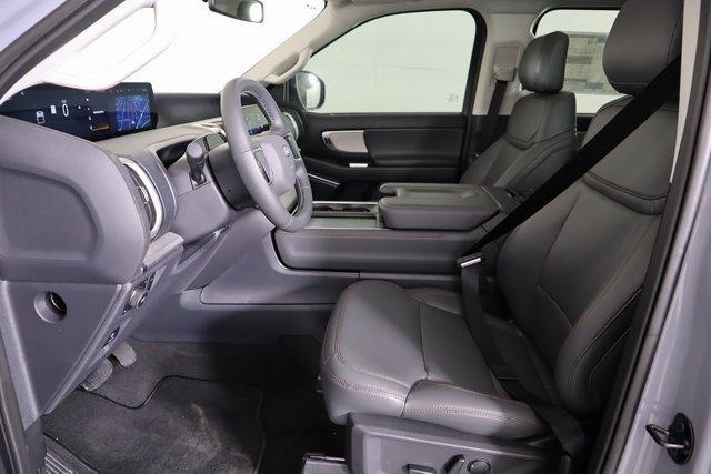 new 2025 Ford Expedition car, priced at $74,085