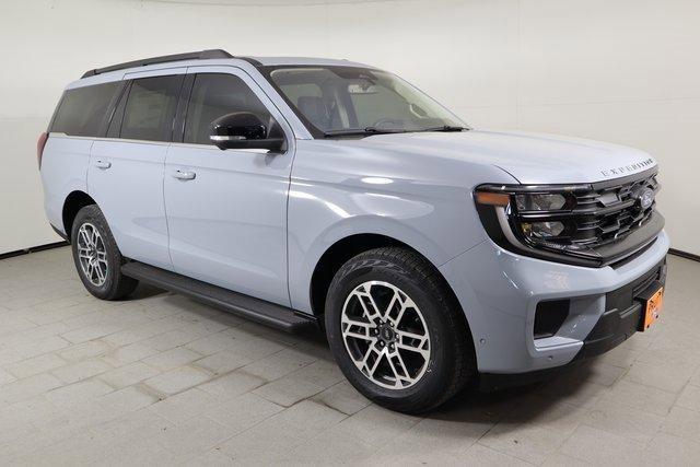 new 2025 Ford Expedition car, priced at $74,085
