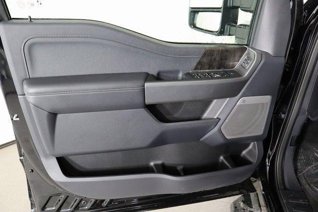 new 2025 Ford F-250 car, priced at $80,975