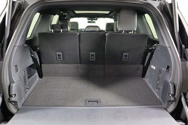 new 2025 Ford Expedition car, priced at $83,945