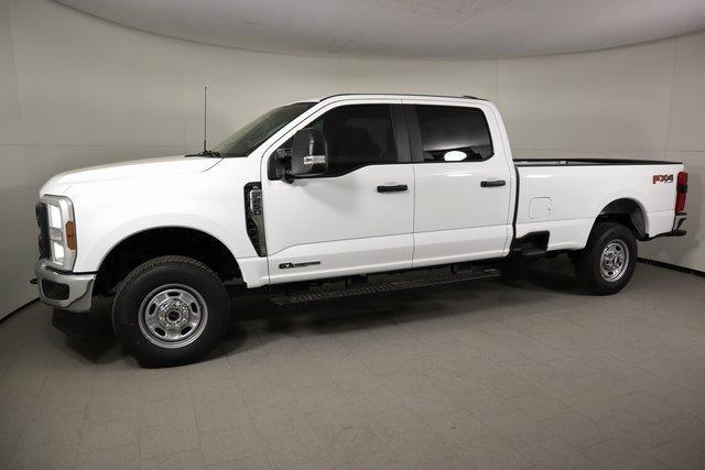 new 2025 Ford F-250 car, priced at $69,695