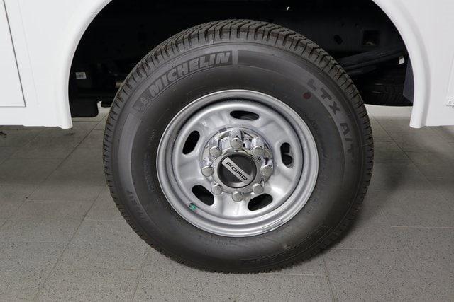 new 2025 Ford F-250 car, priced at $54,695