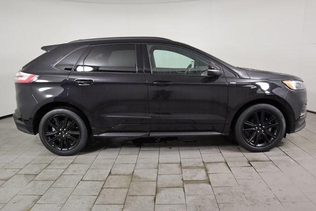 used 2020 Ford Edge car